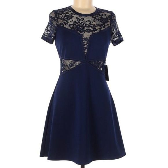 π¨ 50% OFF BUNDLES! ENDS 12/7 π¨ NWT Express Lace Cut-Out Dress - Picture 2 of 7